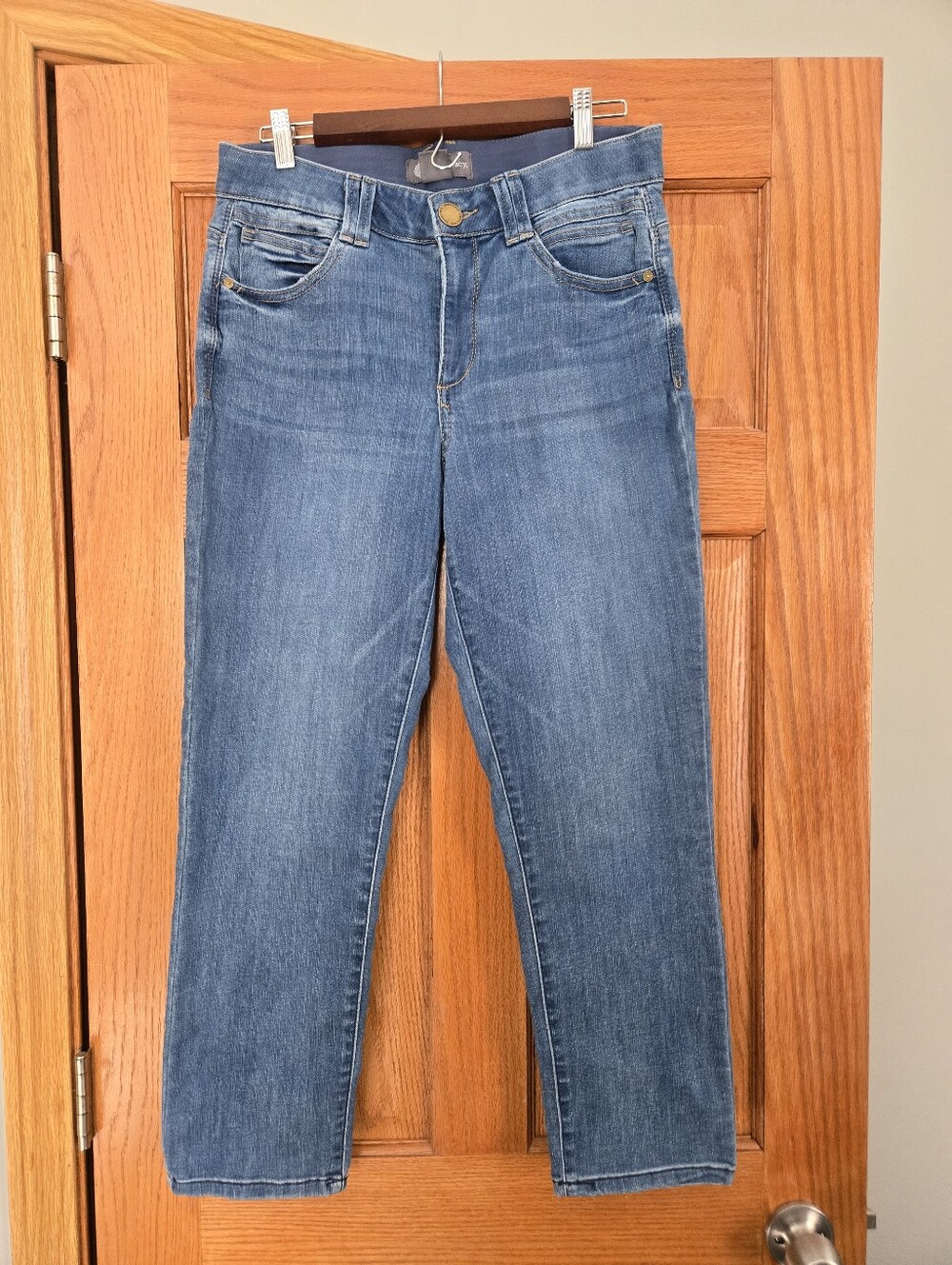 Democracy "Ab"solution Straight Leg Ankle Jeans | Blue Wash Size 10